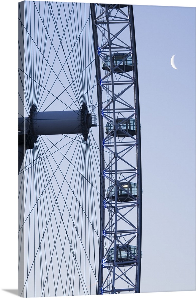 ENGLAND-London:.Southbank-.London Eye / Dawn