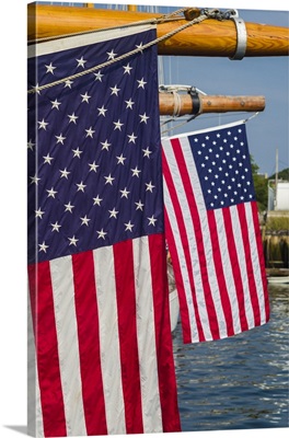 Massachusetts, Cape Ann, Gloucester, US flag