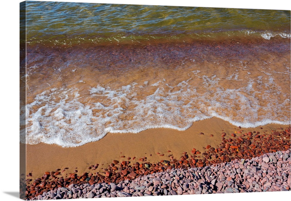 Michigan, Keweenaw Peninsula, Great Sand Bay, Lake Supeior and beach