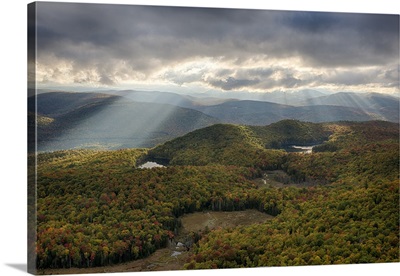 New York State, Autumn Sunrays In The Mountains