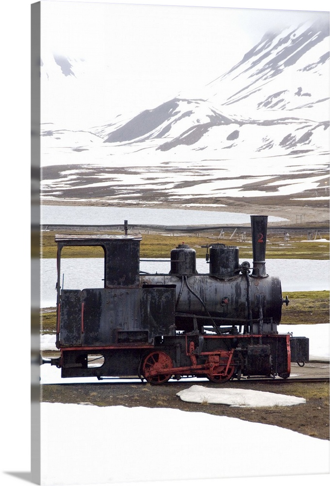 Norway, Arctic Circle, Svalbard Islands, Spitsbergen, Ny Alesund (aka King's Bay). Vintage coal train.
