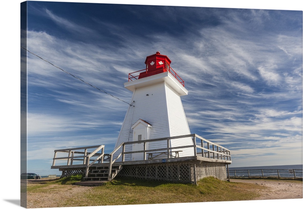 Nova Scotia, Cabot Trail, Cape Breton Highlands National Park, Neils Harbour Lighthouse