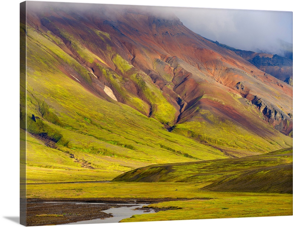 Nyidalur at glacier Tungnafellsjokull. The highlands of Iceland in the Vatnajokull National Park, a UNESCO World Heritage ...