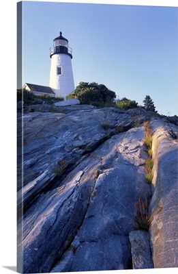 Pemaquid Point Lighthouse, Bristol, Maine on rocky point