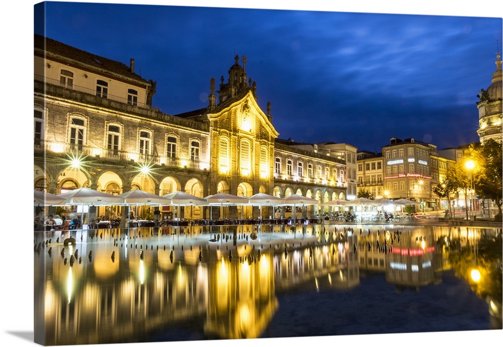 Portugal, Minho Province, Braga. Arcada Fountain.