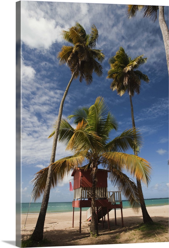 Puerto Rico, East Coast, Luquillo, Playa Luquillo Beach, life guard tower