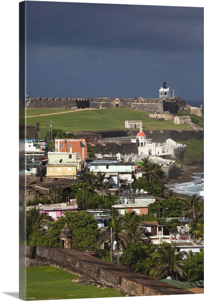 Puerto Rico, San Juan, Old San Juan, El Morro Fortress and La Perla village from Fort San Cristobal, elevated view