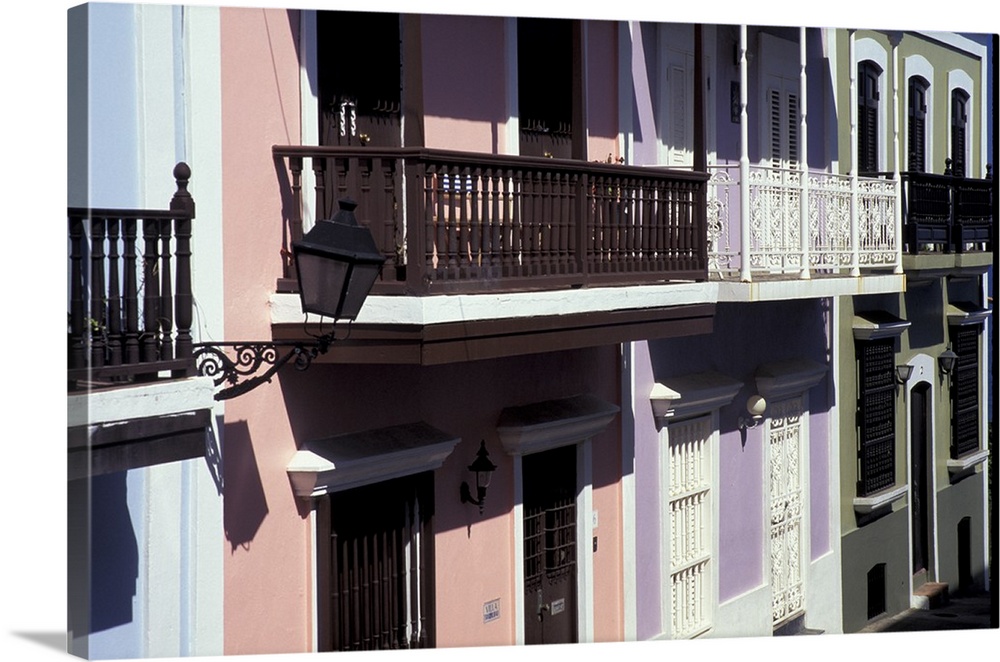 Puerto Rico, San Juan..Old San Juan.  San Justo Street.