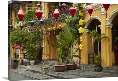 Restaurants And Lanterns, Hoi An (UNESCO World Heritage Site), Vietnam