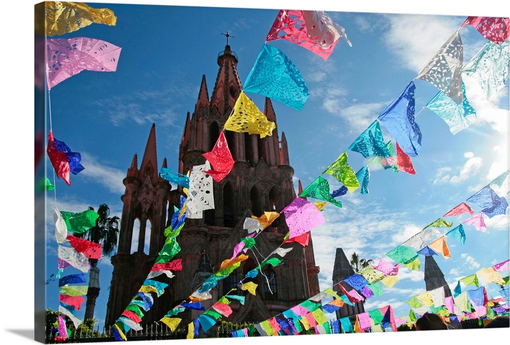 San Miguel de Allende, Mexico. Main plaza and cathedral decorated for Day of the Dead.