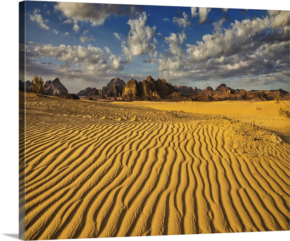 Sand dunes, Wadi Rum, Jordan.
