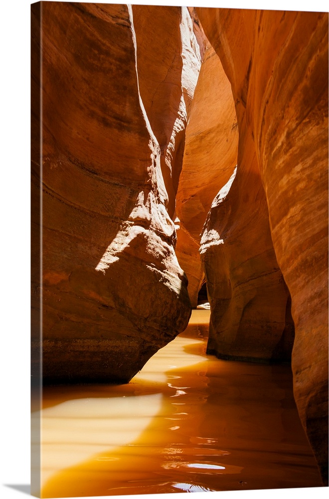 Slot Canyon at Lake Powell NRA, Utah.