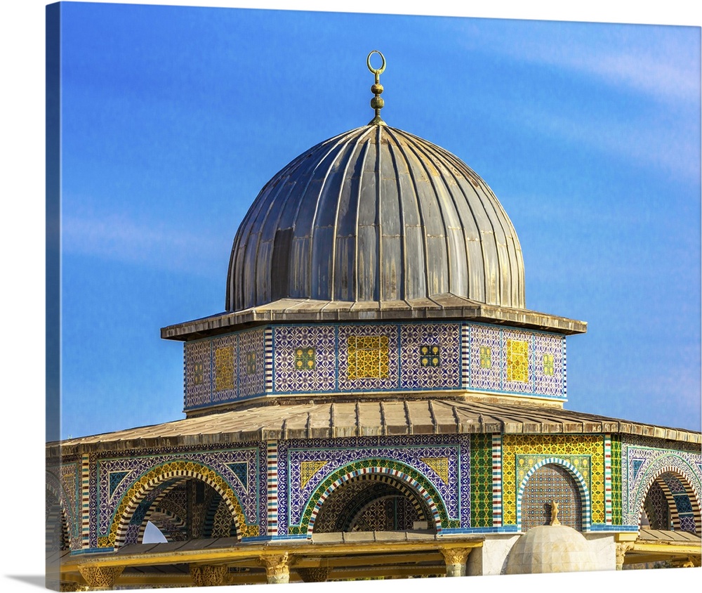 Small Shrine Dome of the Rock Islamic Mosque Temple Mount Jerusalem Israel. Built in 691 One of most sacred spots in Islam...
