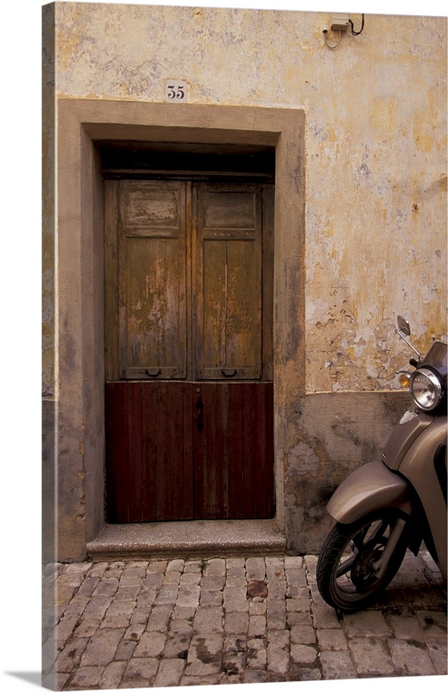 Europe, Spain, Balearics, Menorca, Ciutadella. Old city doorway on Placa d'es Born