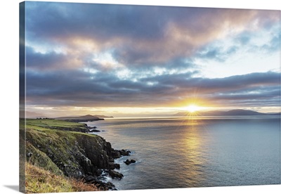 Sunrise Over Dingle Bay As Fishing Boats Heads Out In County Kerry, Dingle, Ireland