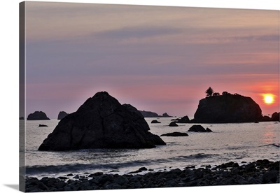 Sunset And Sea Stacks Along Northern California Coastline, Crescent City
