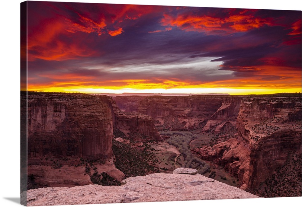 Sunset over Canyon de Chelly, Canyon de Chelly National Monument, Arizona