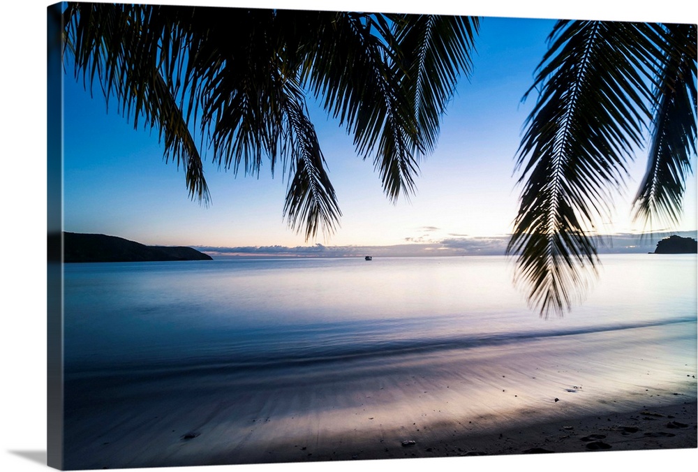 Sunset over the beach, Naviti, Yasawa, Fiji, South Pacific.