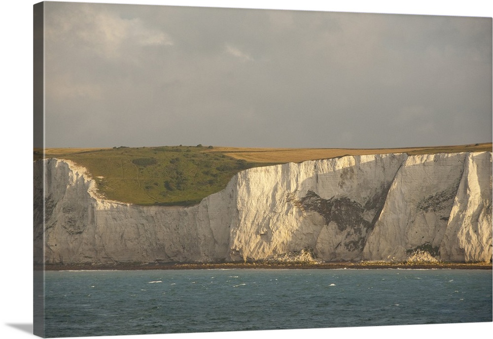 United Kingdom, Dover. The famous "white cliffs" of Dover along the coast of the North Sea.