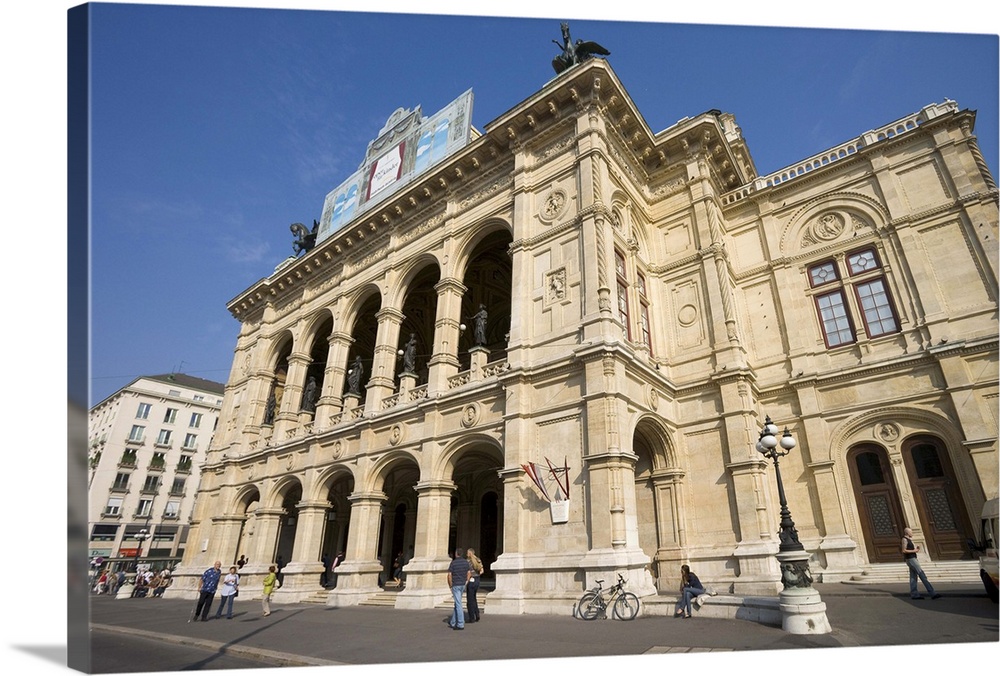 The Vienna State Opera House (Wiener Staatsoper), Vienna, Austria