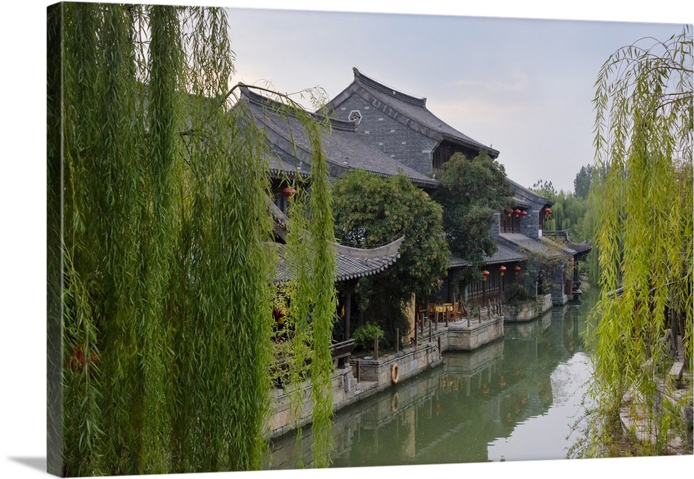 Traditional houses along the Grand Canal, Taierzhuang Ancient Town, Shandong Province, China