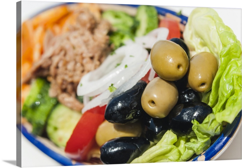 Tunisian starter, Vegetables with tuna fish and mayonnaise, Tunisia, North Africa.