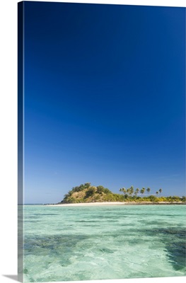 Turquoise waters of Blue Lagoon, Yasawa, Fiji, South Pacific