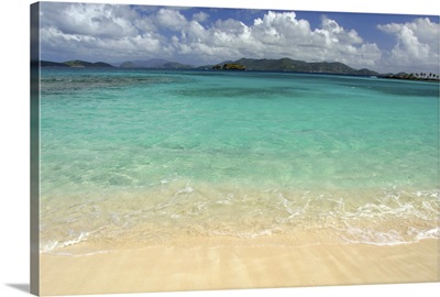 US Virgin Islands, St. Thomas, St. John Bay, Sapphire Beach, St. John in distance