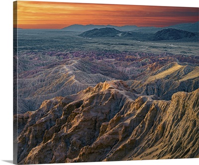 USA, California, Anza-Borrego Desert State Park, Barren Desert Landscape At Sunrise