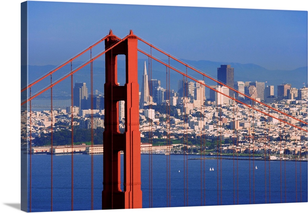 USA, California, San Francisco. Golden Gate Bridge and city.