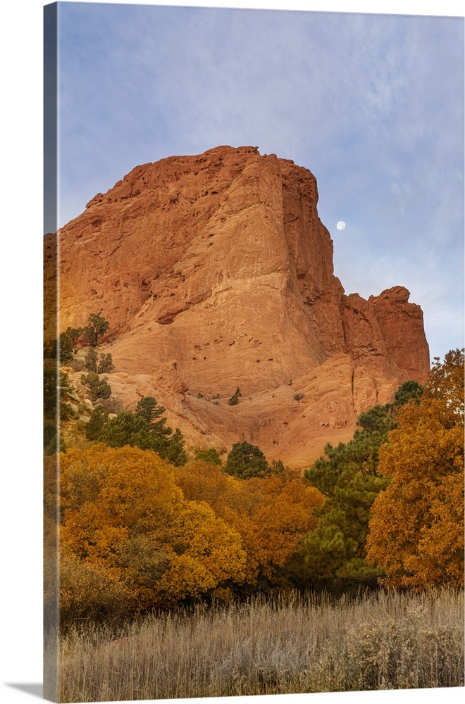USA, Colorado, Colorado Springs. Moonset over Garden of the Gods Park.