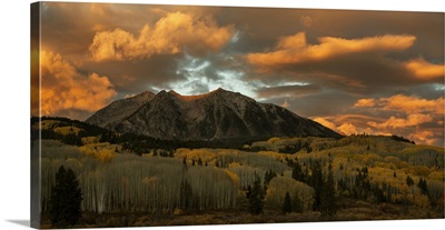 USA, Colorado, Gunnison National Forest, Sunrise On East Beckwith Mountain