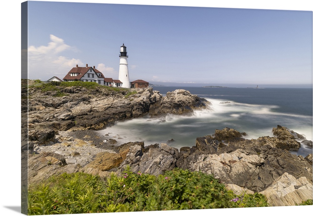 USA, Maine, Portland. Portland Head Lighthouse.
