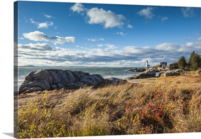 USA, Massachusetts, Cape Ann, Gloucester, Annisquam Lighthouse During Autumn
