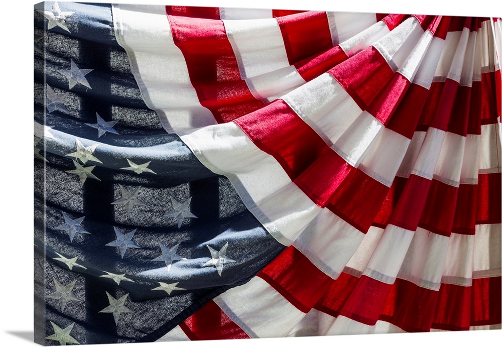 USA, Massachusetts, Manchester By The Sea, Fourth of July, US flags