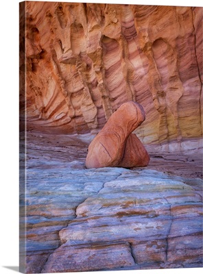 USA, Nevada, Overton, Valley Of Fire State Park, Multi-Colored Rock Formation