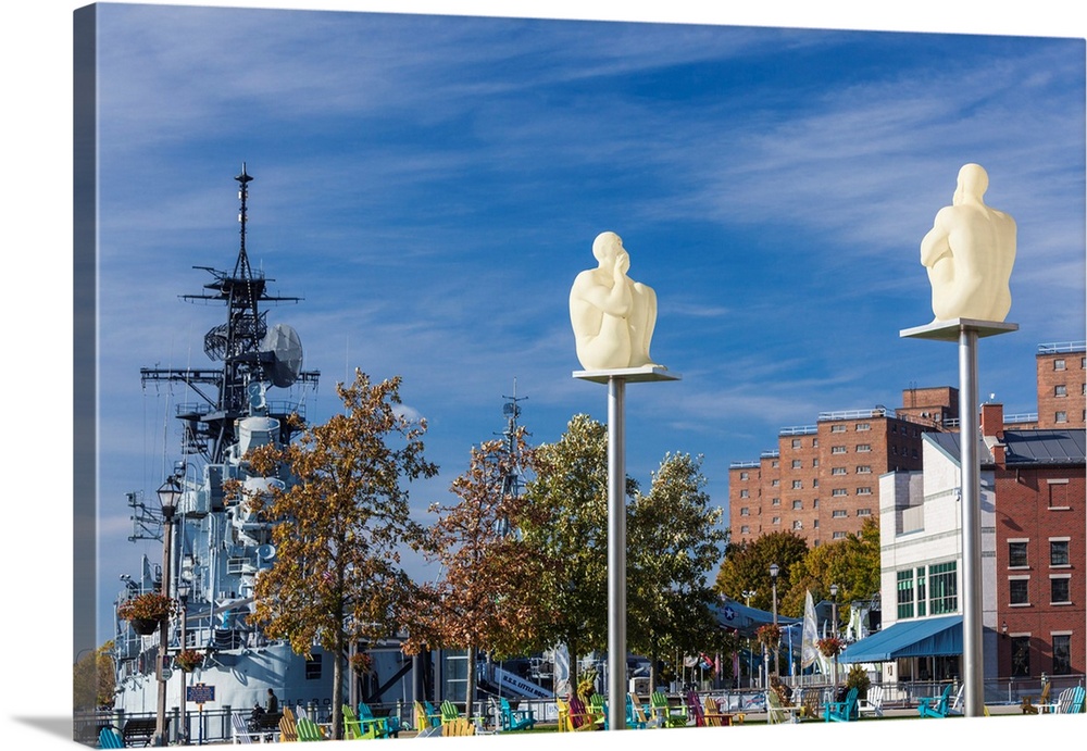 USA, Western New York, Buffalo, Canalside Park, renovated former industrial area, Silent Poets sculpture by Jaume Plensa, ...