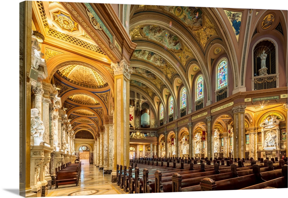USA, New York, Western New York, Buffalo, Our Lady of Victory Basilica, interior.