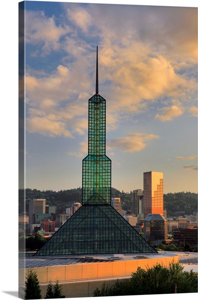 USA, Oregon, Portland. Oregon Convention Center north tower and downtown at sunset.