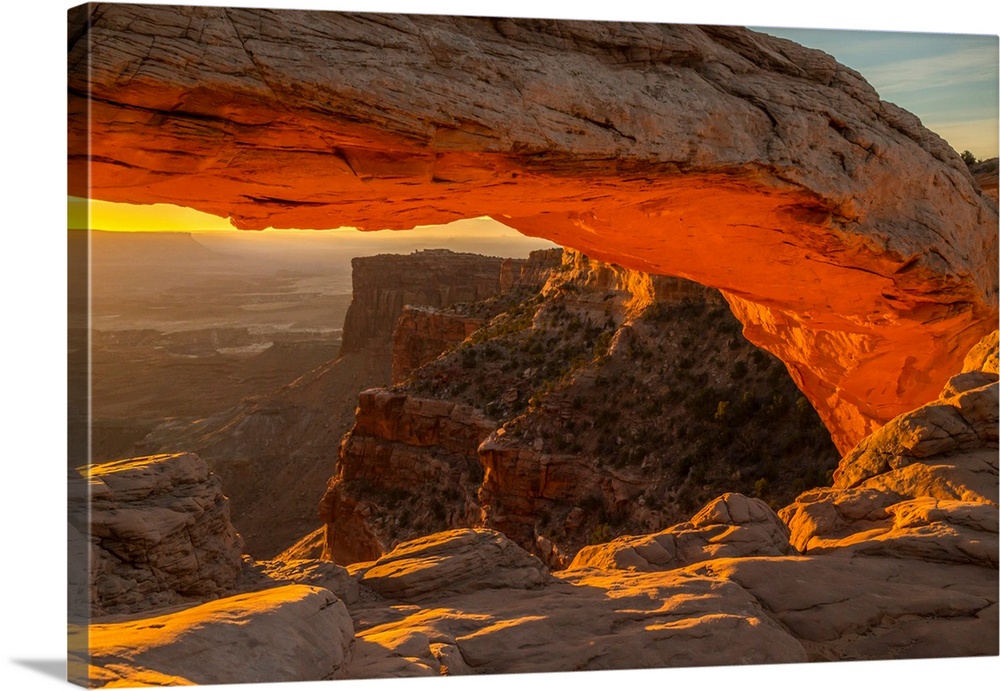 USA, Utah, Canyonlands National Park. Mesa Arch at sunrise.