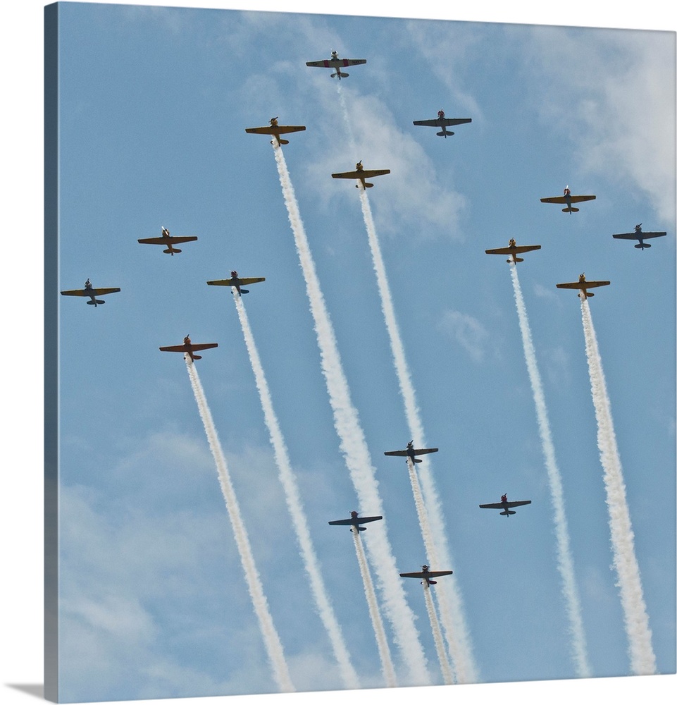 North America, USA, Wisconsin, Oshkosh, AirVenture 2016, Formation of North American T-6  Texan, SNJ, and Harvard   Milita...