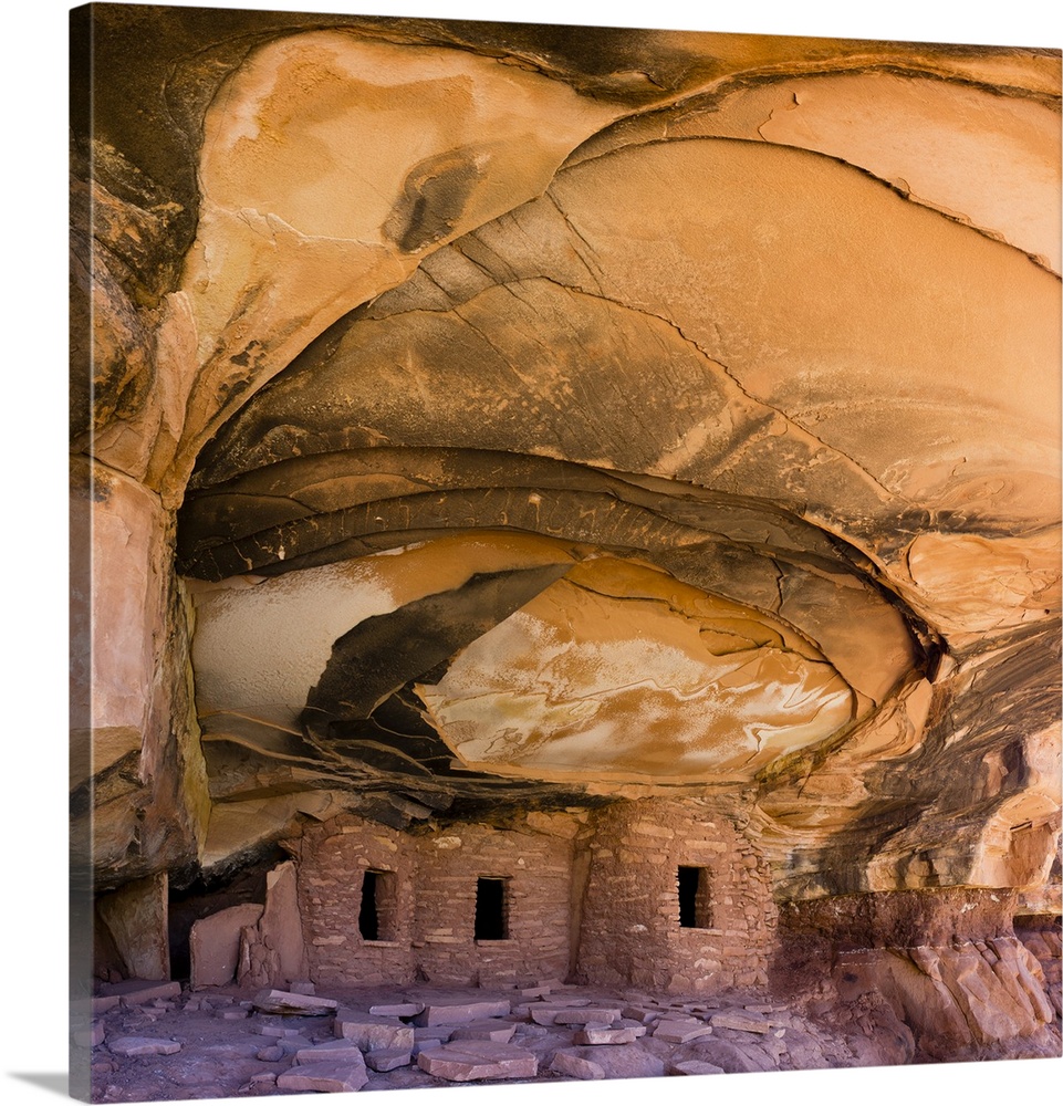 USA, Utah, Blanding. Fallen Roof Ruin in Road Canyon on Cedar Mesa.