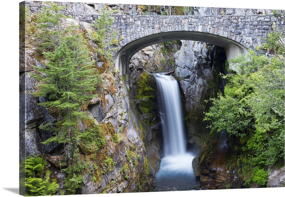 USA, Washington State. Mount Rainier National Park, Christine Falls