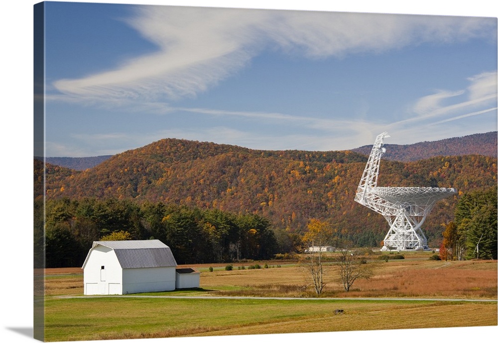 USA, West Virginia, Green Bank. National Radio Astronomy Observatory, Robert C. Byrd Green Bank Telescope (GBT), the world...