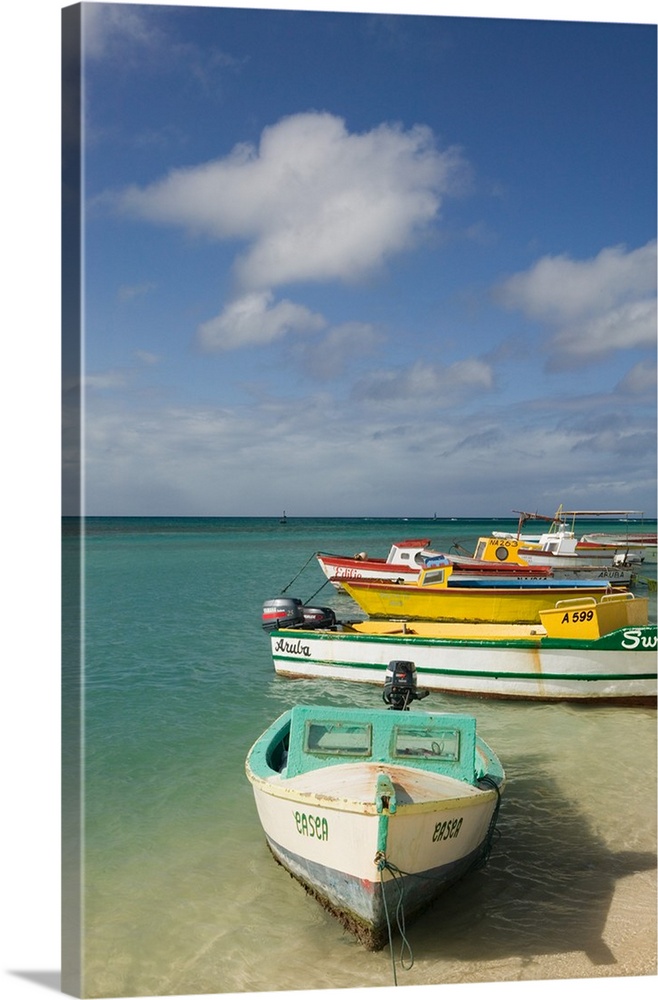 ABC Islands-ARUBA-Oranjestad:.Wilhelmina Park - Colorful Aruban Boats