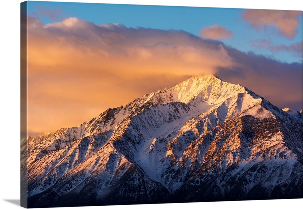 Winter sunrise on Mount Tom, Inyo National Forest, Sierra Nevada Mountains, California USA.