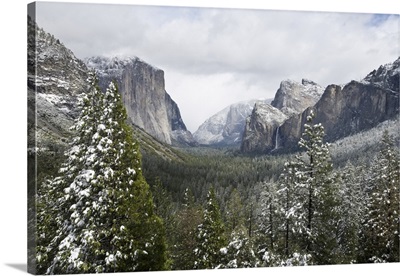 Yosemite Valley in winter, Yosemite National Park, California