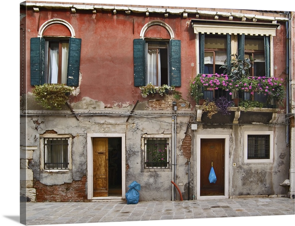 Old house facade, Venice, Italy.
