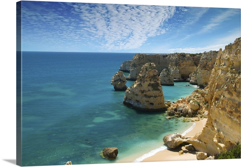 Quiet cove at Praia da Marinha, Algarve, Portugal.
