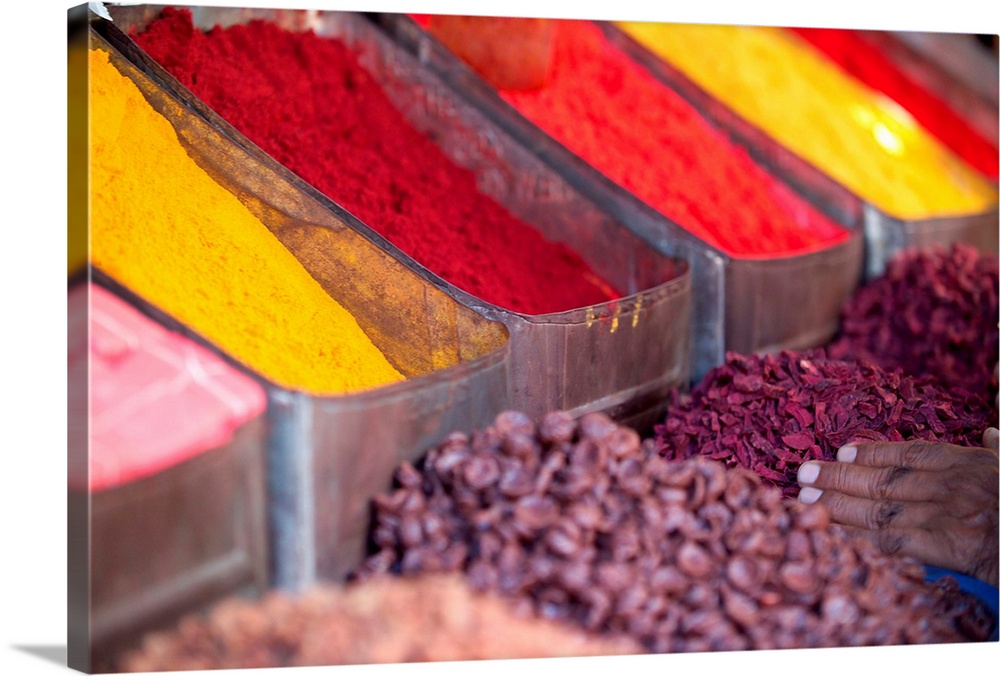India, Bharat, Karnataka, Spices at Devaraja fruit and vegetable market, Mysore
